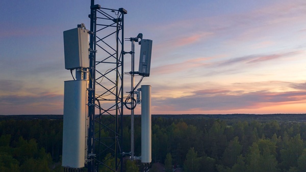 Suomen Yhteisverkko ottaa käyttöön 700 MHz:n taajuusalueen 5G-verkossa