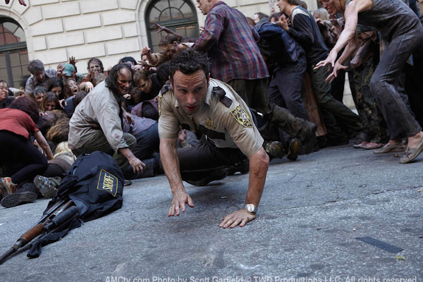 Netflix signs deal to add 'The Walking Dead'
