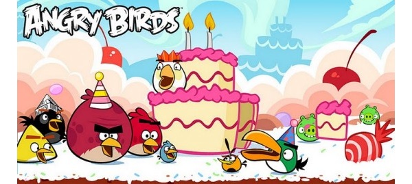 Angry Birds juhlii kolmen vuoden taivaltaan muun muassa uusilla kentill