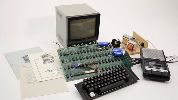 Apple I computer sells for $668,000