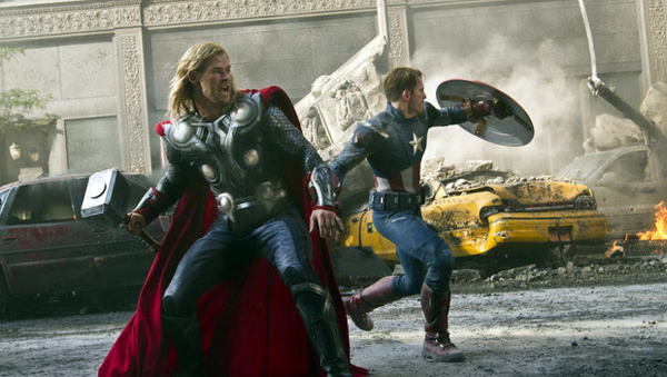 Even with pirated copy available, The Avengers shatters box office records