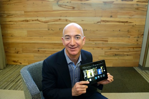 Bezos makes Washington Post free on Amazon Kindle Fire