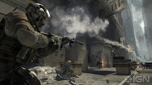 Armed gunmen steal Modern Warfare 3 games from truck