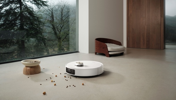 Dreamelta uusi esteitä väistelevä, moppaava roboimuri