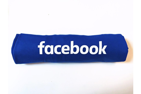 Facebook saa uuden peukutus-näppäimen – Tätä on toivottu vuosia