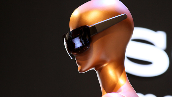 CES: Lady Gaga shows off Polaroid sunglasses with built-in camera
