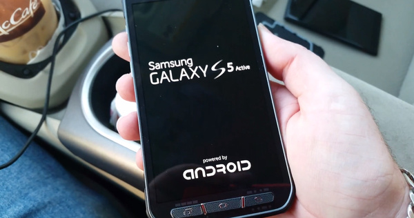 Julkaisematon Samsung Galaxy S5 Active esiintyy videoilla