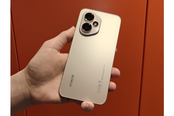 Arvostelussa keskihintainen Honor 400 - pitkä päivityslupaus ja tasapainoinen paketti - joskin pienillä kauneusvirheillä