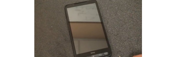 Videolla: HTC HD2:n rakenne ja kyttliittym esittelyss - lisksi mukana pudotus