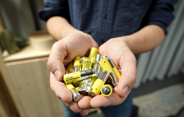 Ikea stops selling regular batteries, only allows rechargeable ones