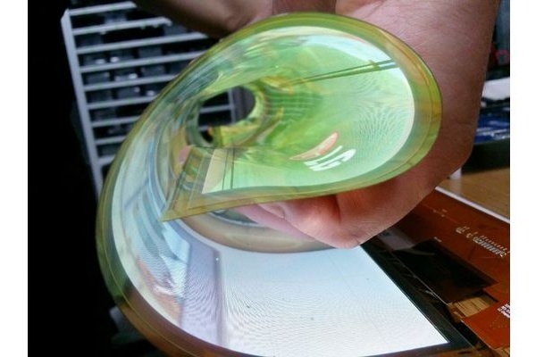 New LG flexible OLED can roll up like a newspaper