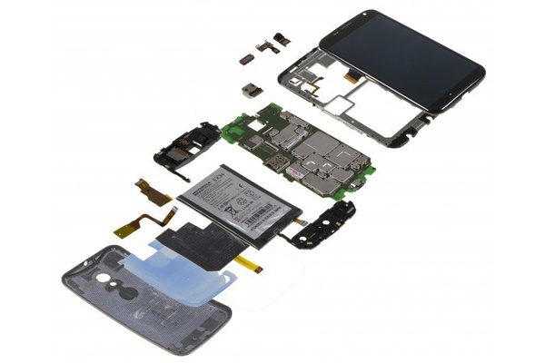 Moto X scores 7 out of 10 for repairability from iFixit