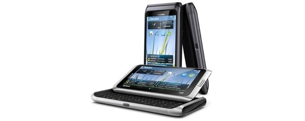 Katsaus Nokia E7 -älypuhelimeen