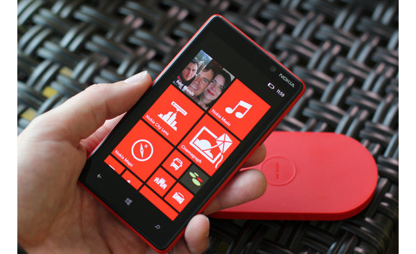 Testissä Nokia Lumia 920: Innovaatioilla huipulle?