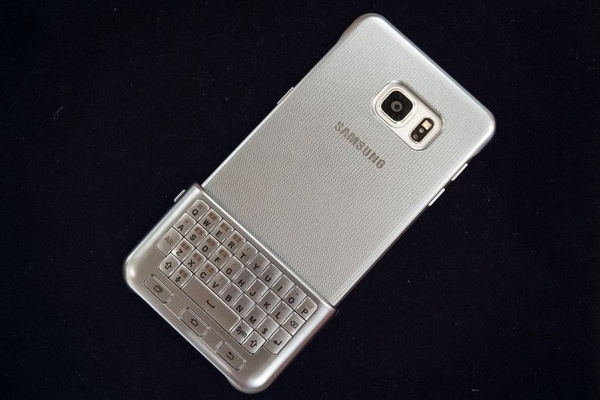 Samsung has brought back the physical keyboard for your smartphone