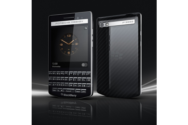 BlackBerry shows off Q10 with Porsche Design