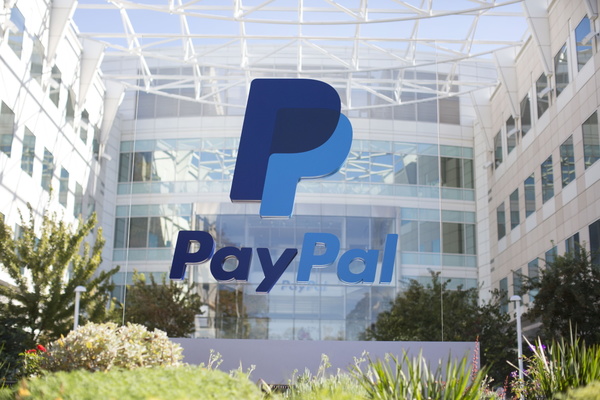 PayPal no longer backing Facebook's digital currency
