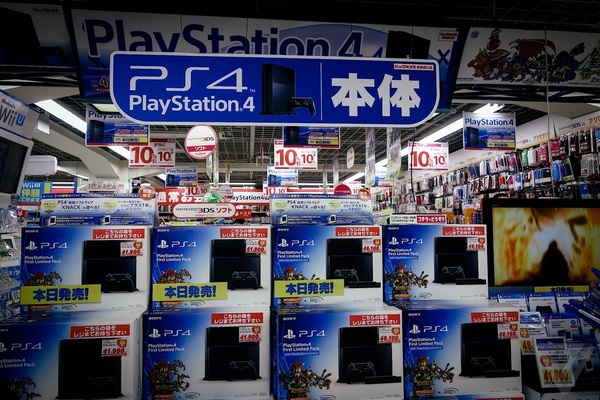 Sony PlayStation 4 finally available in home country of Japan