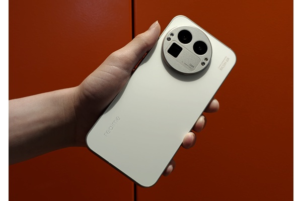 Realme GT 8 Pro arvostelu - erinomainen lippulaivapuhelin, ehjä kokonaisuus