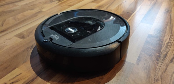 Arvostelu: Roomba i7+ - Se kallein (ja paras?) robotti-imuri, joka osaa myös tyhjentää oman pölysäiliönsä