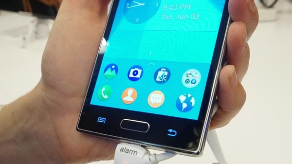 Samsung's Tizen smartphone gets delayed, again