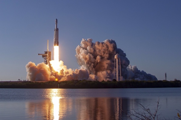 WATCH: SpaceX launches Falcon Heavy, lands all three boosters