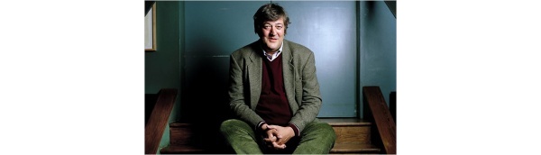 Stephen Fry defends non-commercial piracy