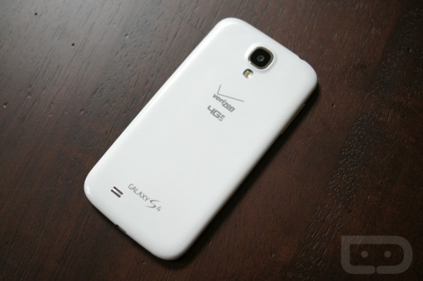 Verizon now selling 32GB Galaxy S4 online