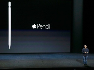 Take a look at the high-precision Apple Pencil stylus in action