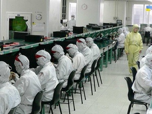 Apple warns investors: iPhone production issues due to coronavirus