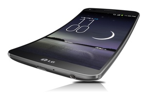 LG reveals curved G Flex smartphone