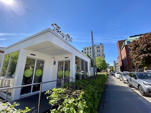 Neste avasi Euroopan ensimmäisen RFID-teknologiaan perustuvan Easy Deli -automaattikaupan Helsinkiin - ostokset voidaan skannata suoraan ostoskassin läpi