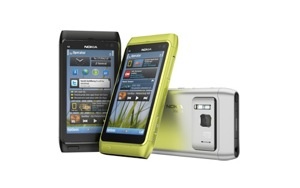 Nokia N8:ssa superkova näyttö ja tuki DivX -videoille