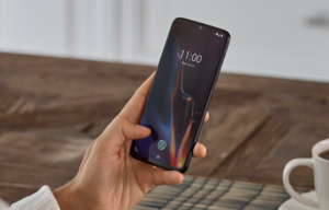 OnePlus releases their new flagship, OnePlus 6T, with in-display fingerprint sensor
