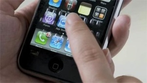 WHO group says mobile phone use 'possibly carcinogenic'