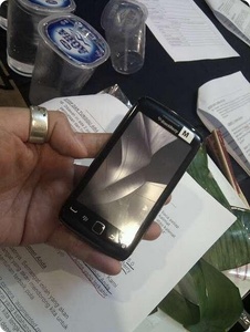 Leaked BlackBerry Storm 3 specs