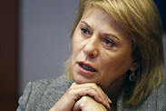 Carol Bartz resigns from Yahoo's board