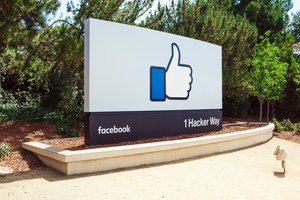 Facebook hit with $5 billion fine