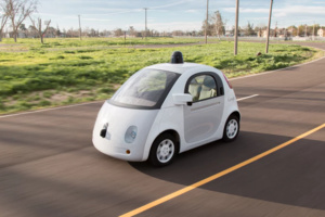Googlen kuskittomat autot pääsevät kesällä muun liikenteen sekaan
