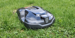 Arvostelu: Husqvarna Automower 315 -robottiruohonleikkuri - Loistava valinta isolle pihalle