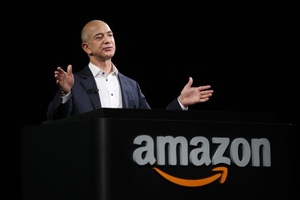 Amazon founder Jeff Bezos buys Washington Post for $250 million