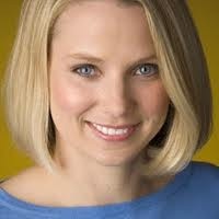 Yahoo snatches up top Google exec for CEO position