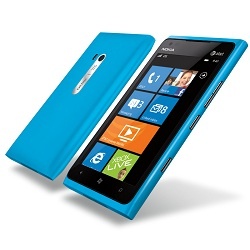 Assaulting a Nokia Lumia 900 with a hammer and nails