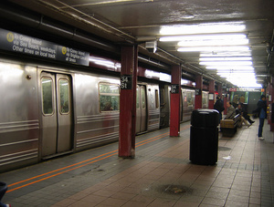 AT&T, T-Mobile sign deals for NYC subway wireless network
