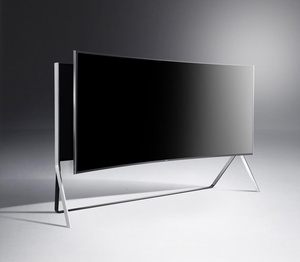 Samsungin 105-tuumainen UHD-televisio taipuu nappia painamalla