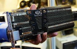 Sapphire fremviser et passivt kølet Radeon HD 7770 kort