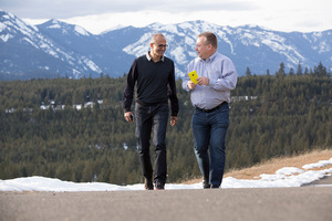 Former Nokia CEO Stephen Elop and others leave Microsoft