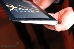 Sony Tablet S coming in September
