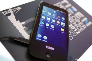 It's finally here: Samsung to unveil first Tizen OS smartphone at next year's MWC