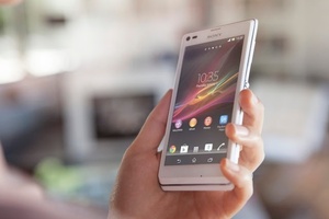 Sony unveils Xperia SP and Xperia L smartphones